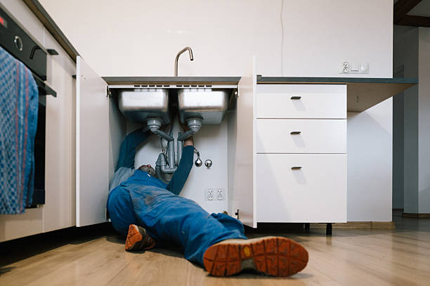 Professional Drain Cleaning technician working in Federal Way, WA